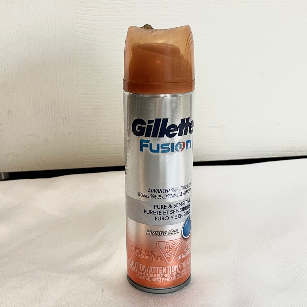 NEW Gilette fusion Advance hydra gel pure sensitive 7oz